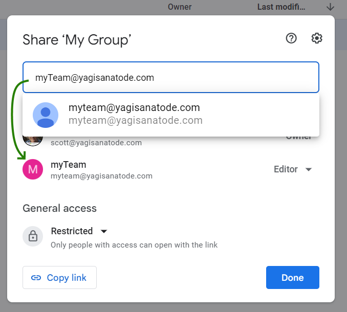 The demonstration of how to share a Google Drive folder with Google Groups.